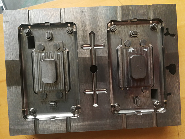 电器模具零部件2